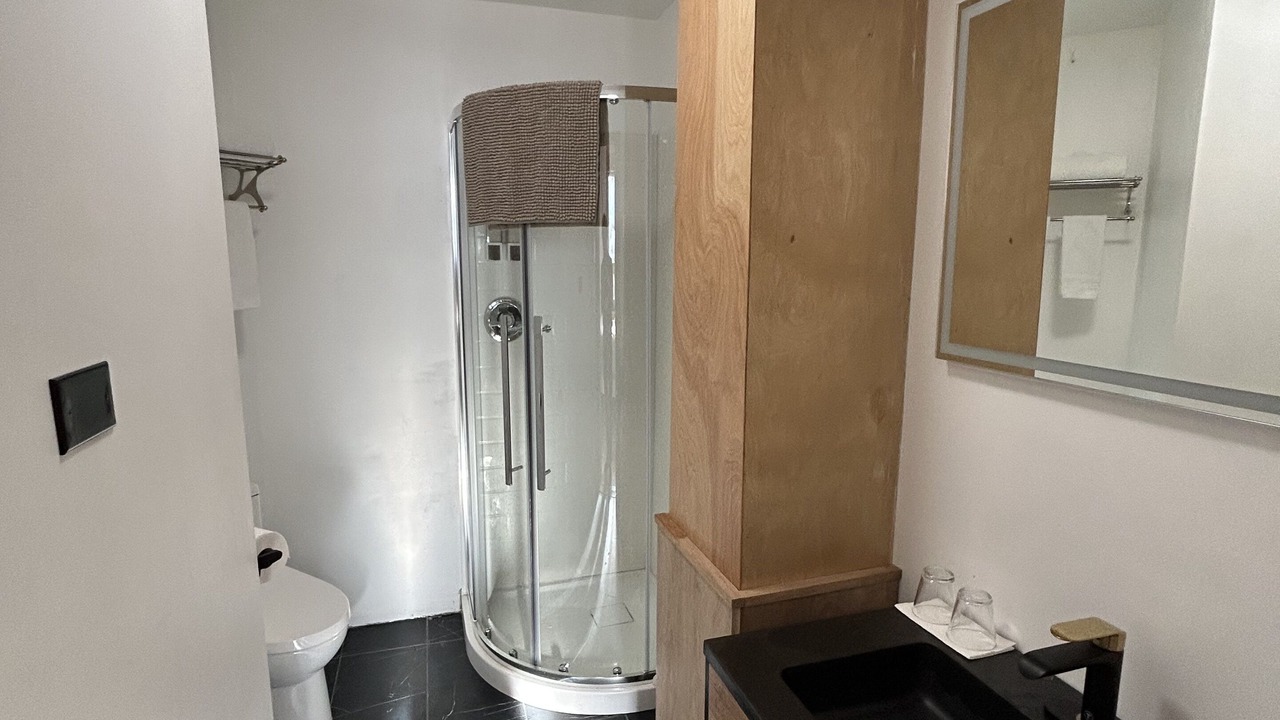 Photo of Bathroom in Hochelaga