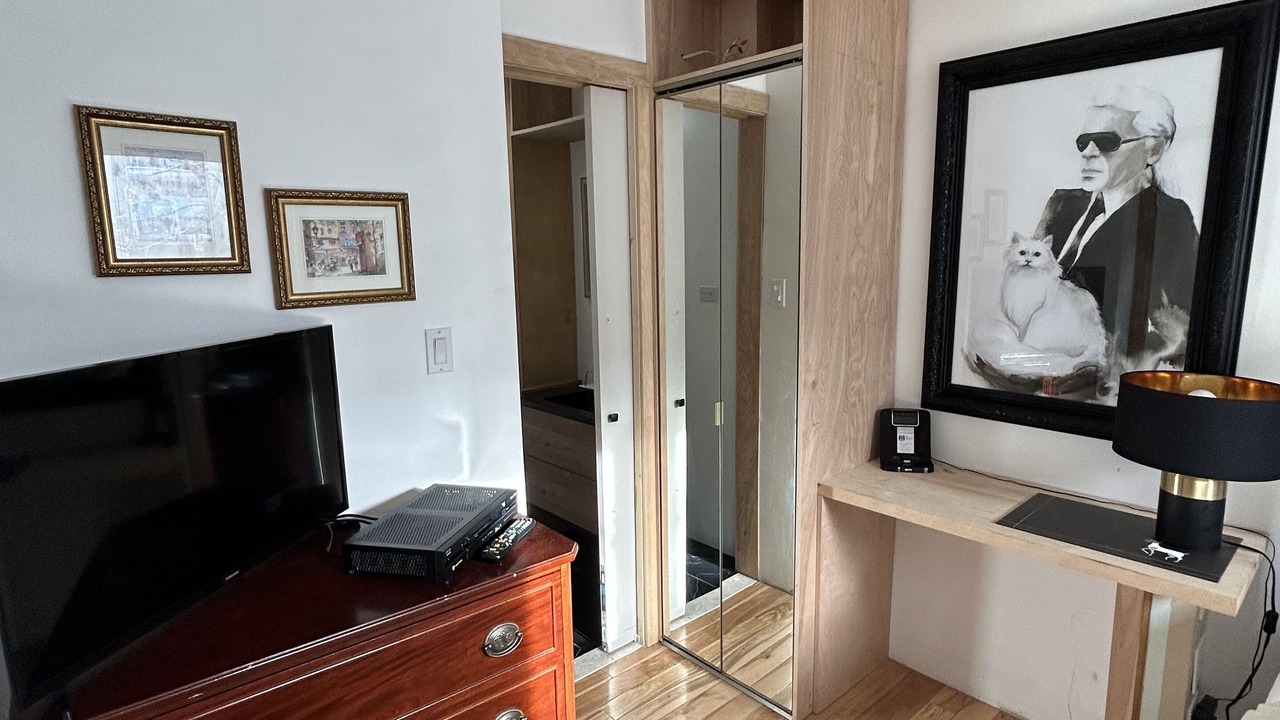 Photo of Livingroom in Hochelaga