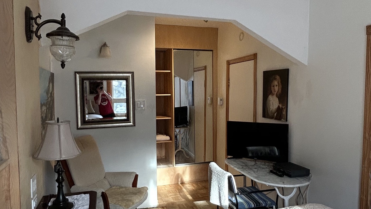 Photo of Livingroom in Hochelaga
