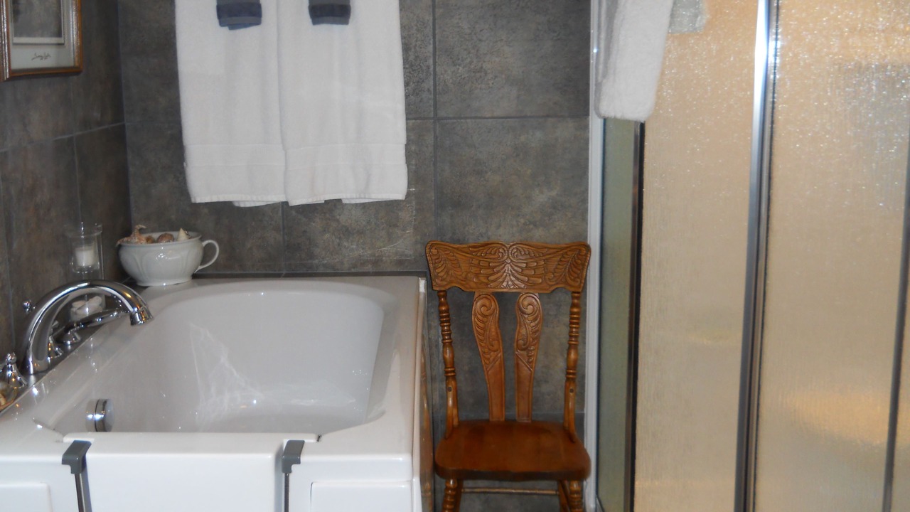 Photo of Bathroom in Leamington