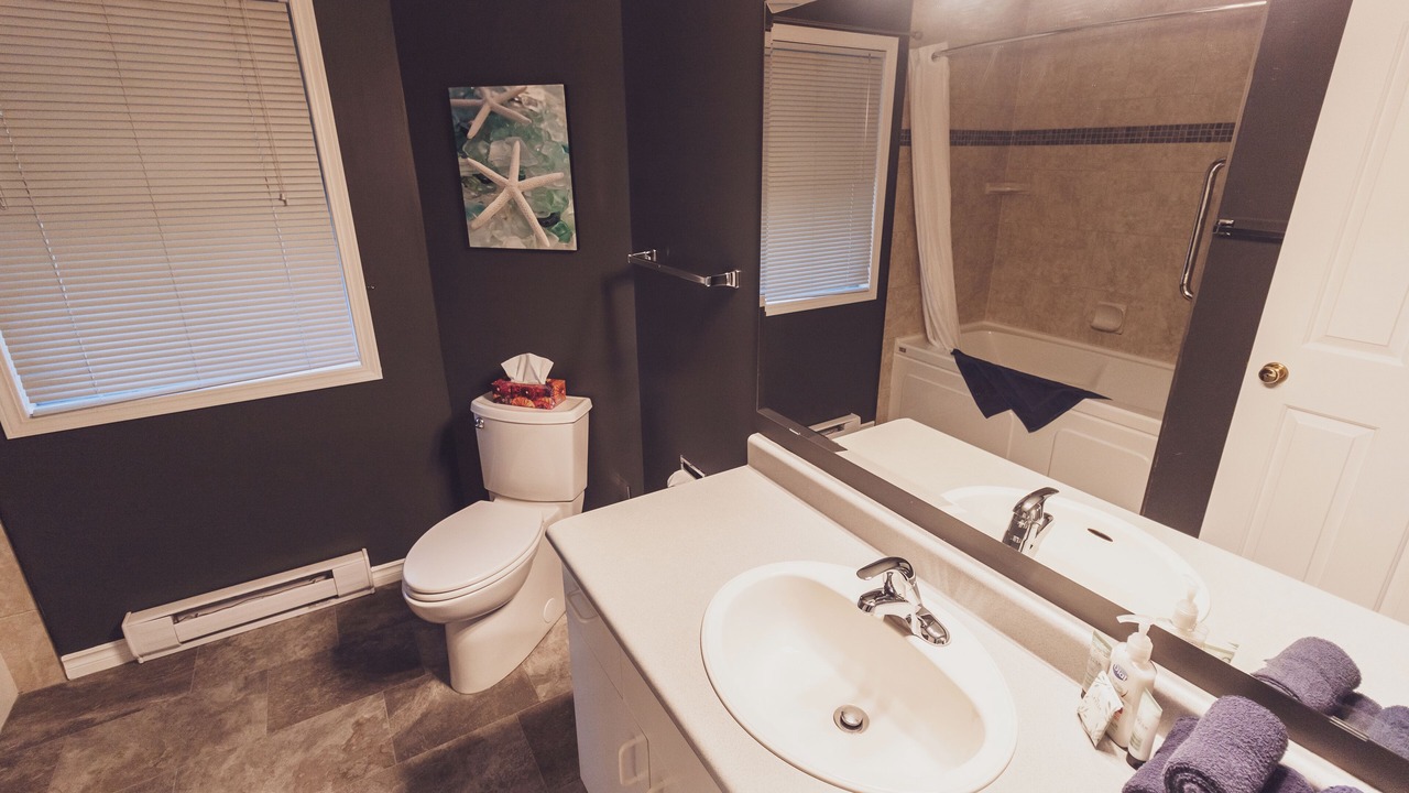 Photo of Bathroom in Regional District of Nanaimo