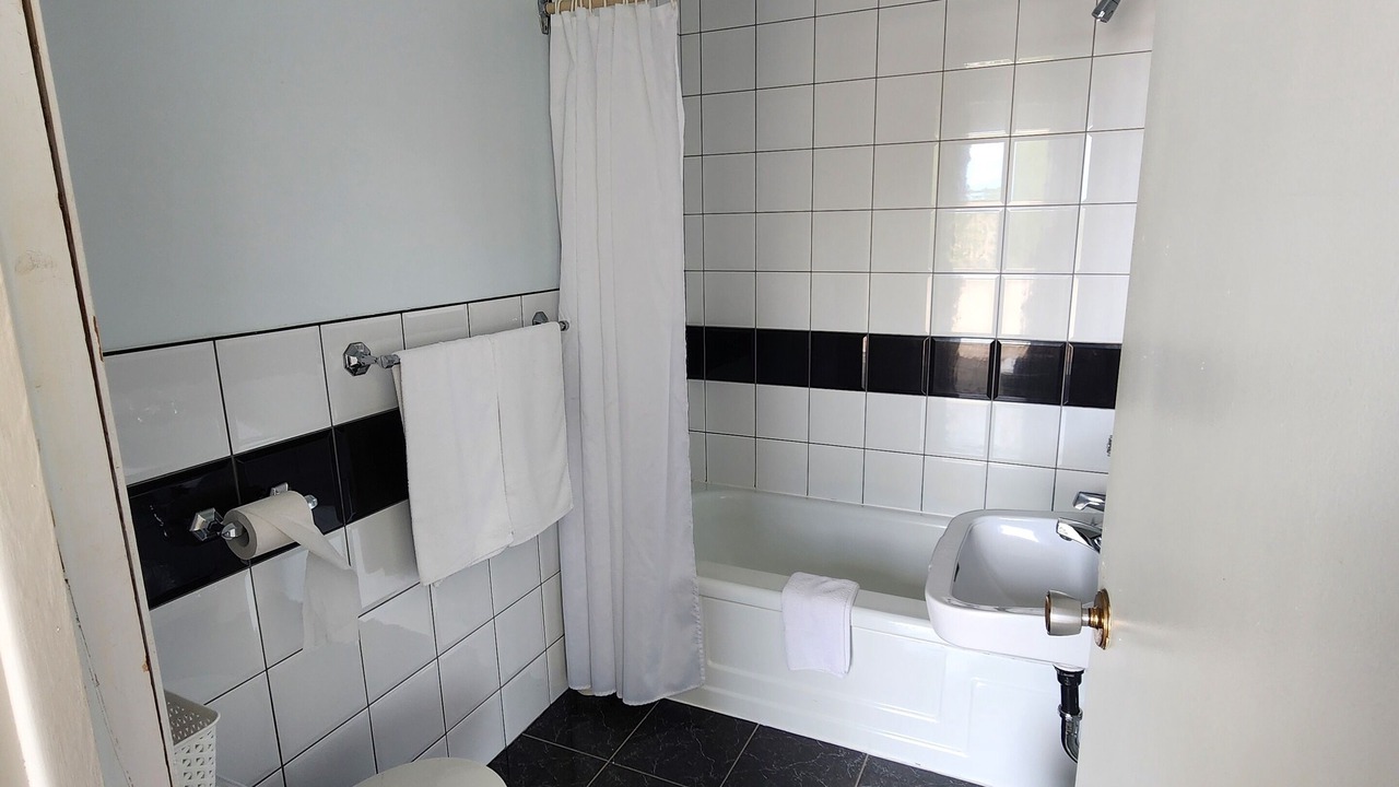 Photo of Bathroom in Saint-Simeon
