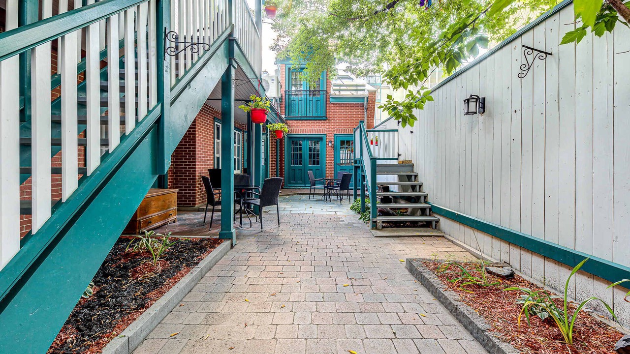 Photo of Outdoor in Vieux-Quebec-Cap-Blanc-colline Parlementaire