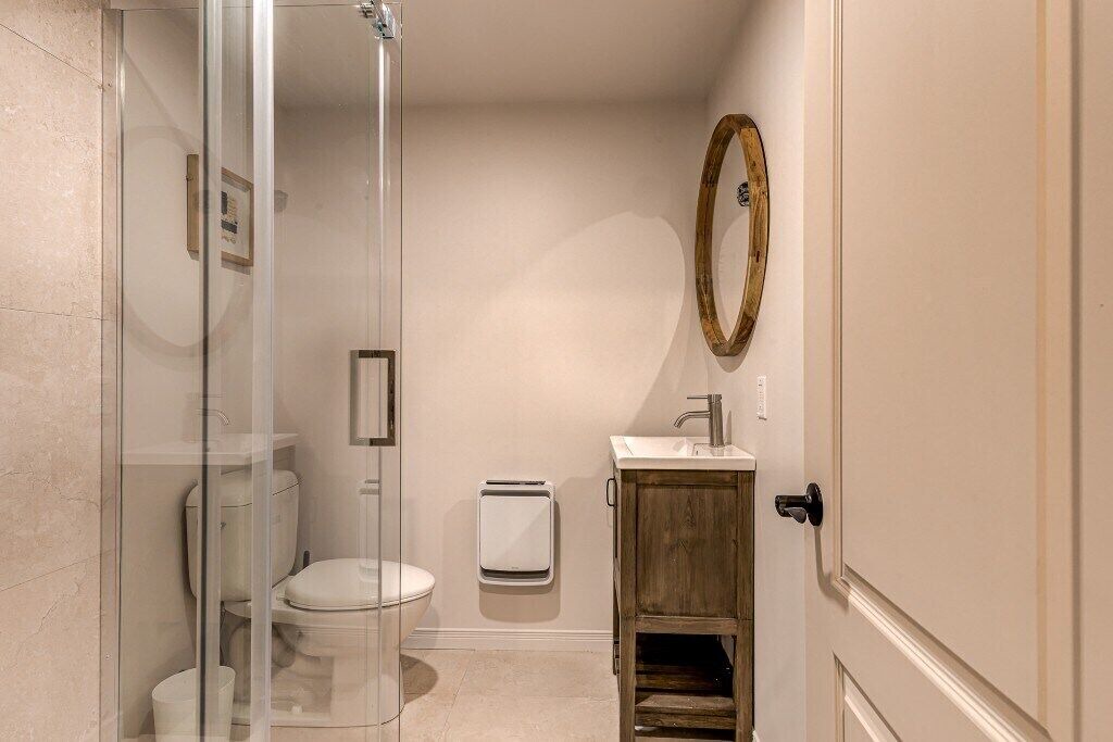 Photo of Bathroom in Vieux-Quebec-Cap-Blanc-colline Parlementaire
