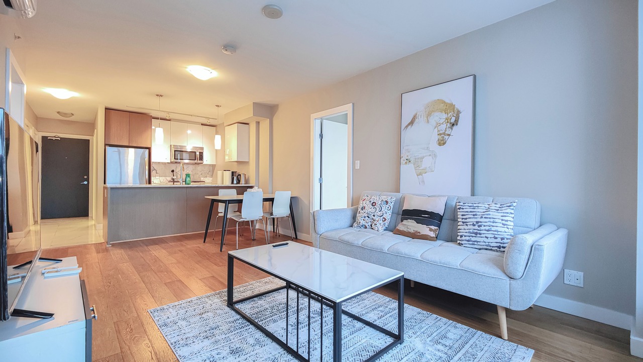 Photo of Livingroom in Richmond City Centre