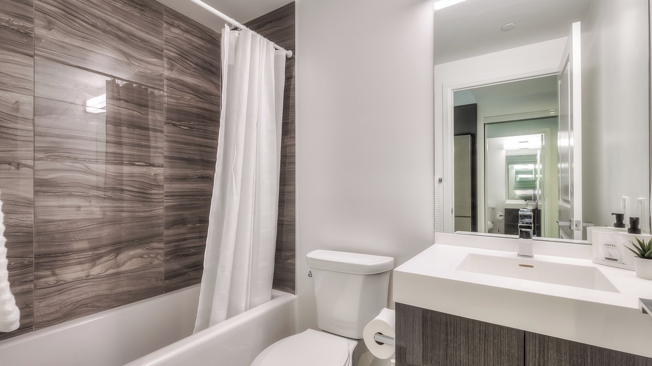 Photo of Bathroom in Garden District