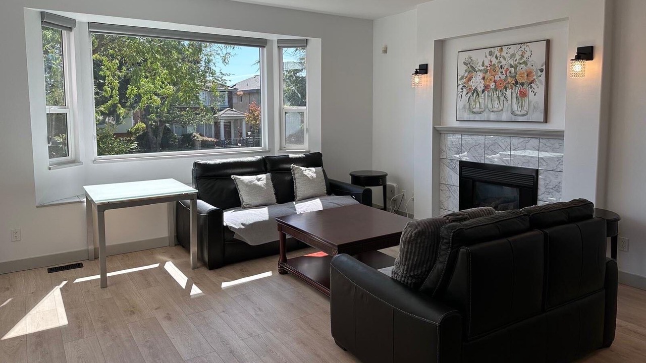 Photo of Livingroom in Fraserview