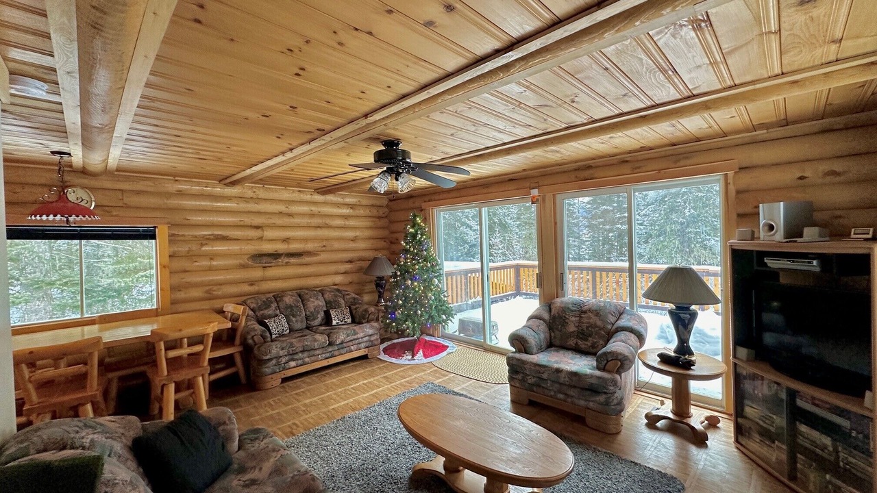 Photo of Livingroom in Fort St. John