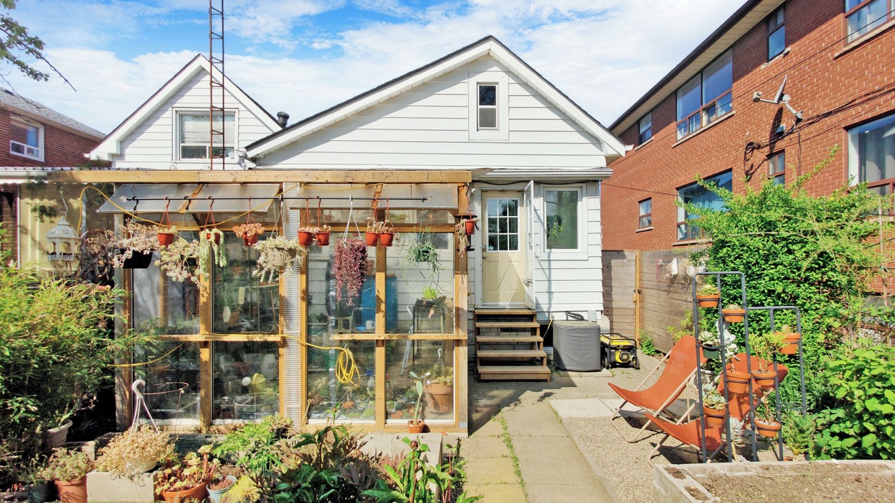 Photo of Outdoor in New Toronto