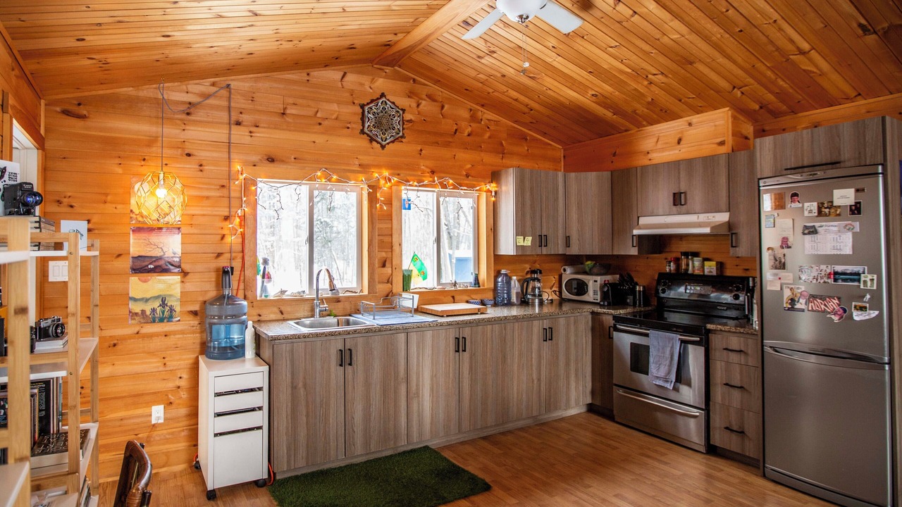 Photo of Kitchen in Pontiac