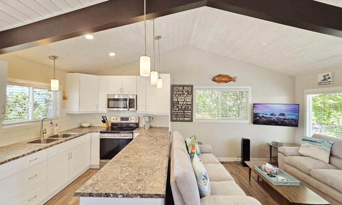 Photo of Kitchen in Seba Beach