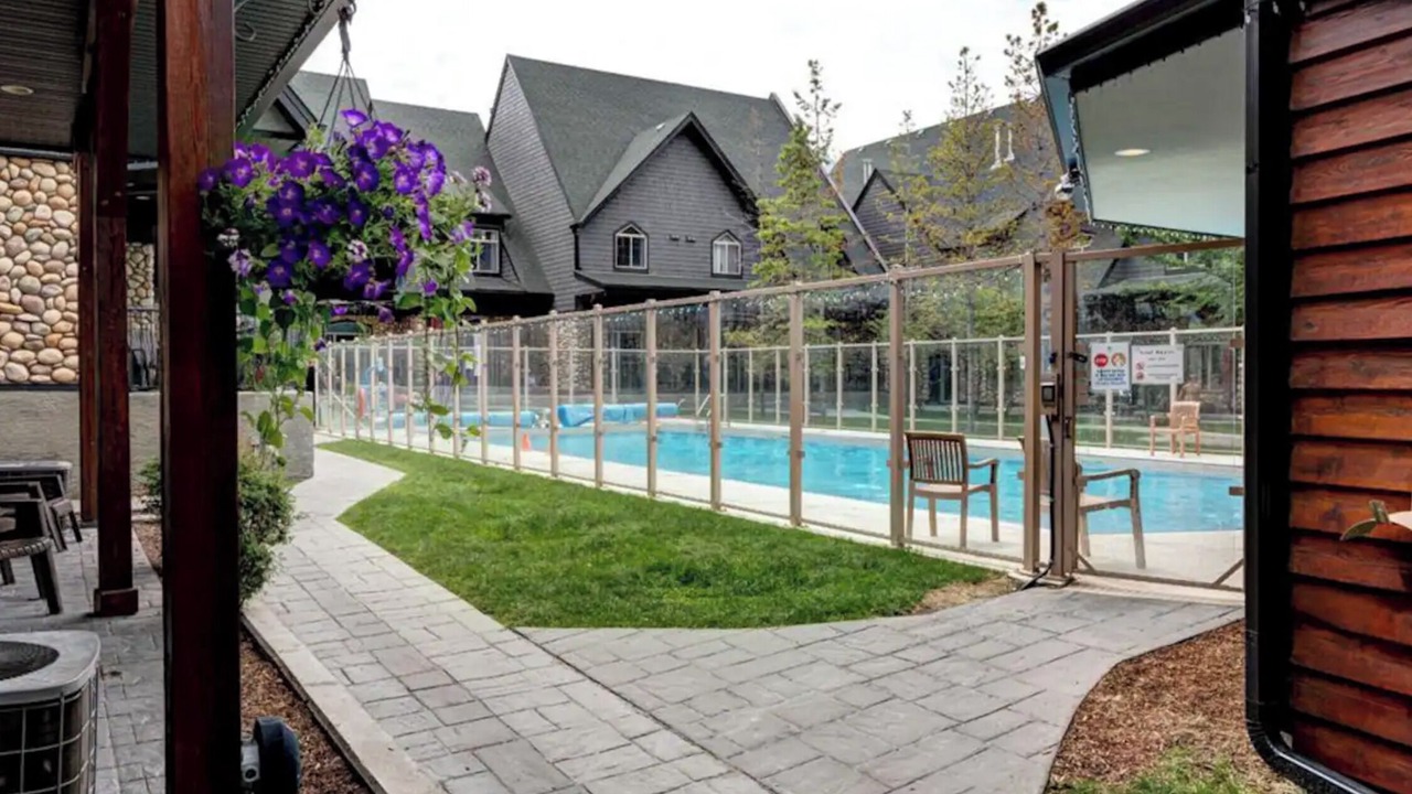 Photo of Outdoor in Cougar Creek