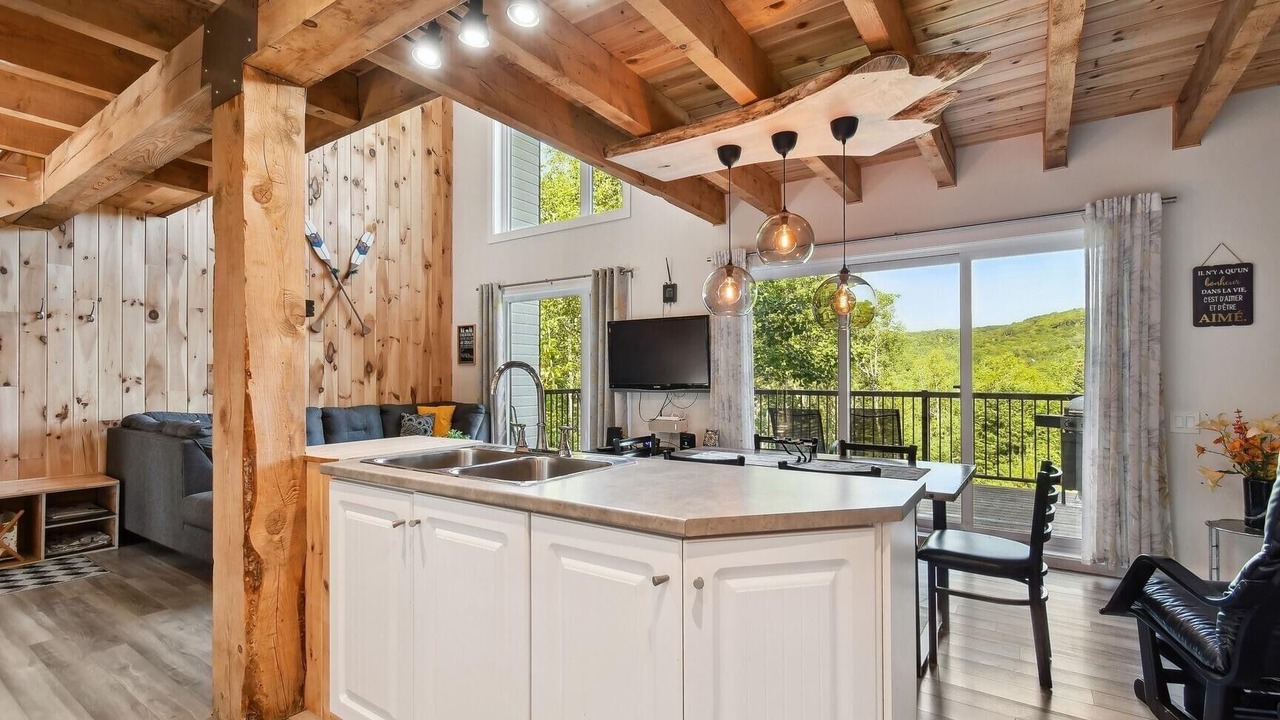 Photo of Livingroom in Mandeville