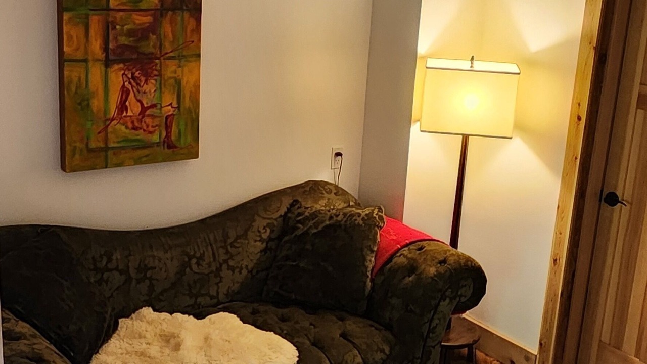 Photo of Livingroom in Yellow Point