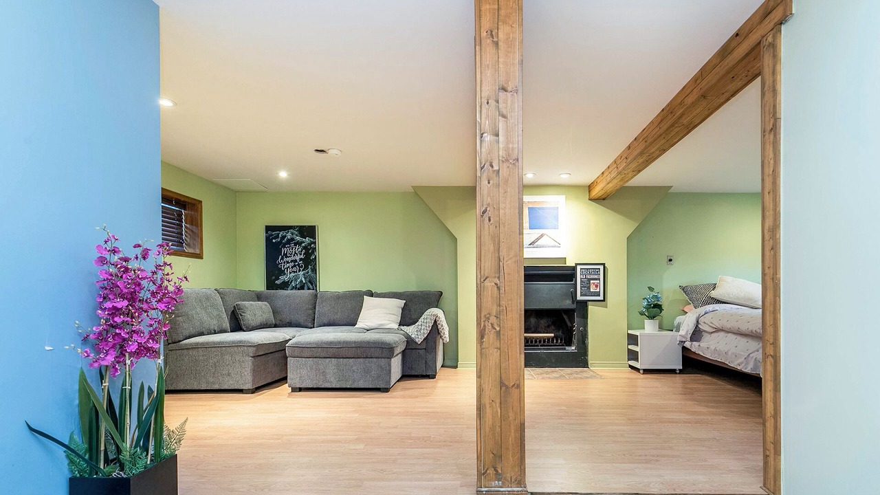 Photo of Livingroom in Brossard