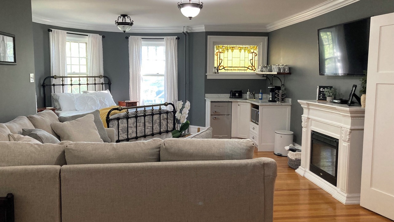 Photo of Livingroom in Moose Jaw