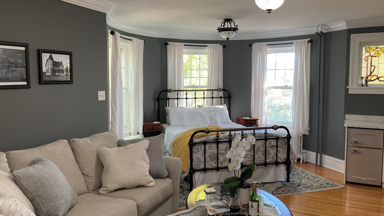 Photo of Livingroom in Moose Jaw