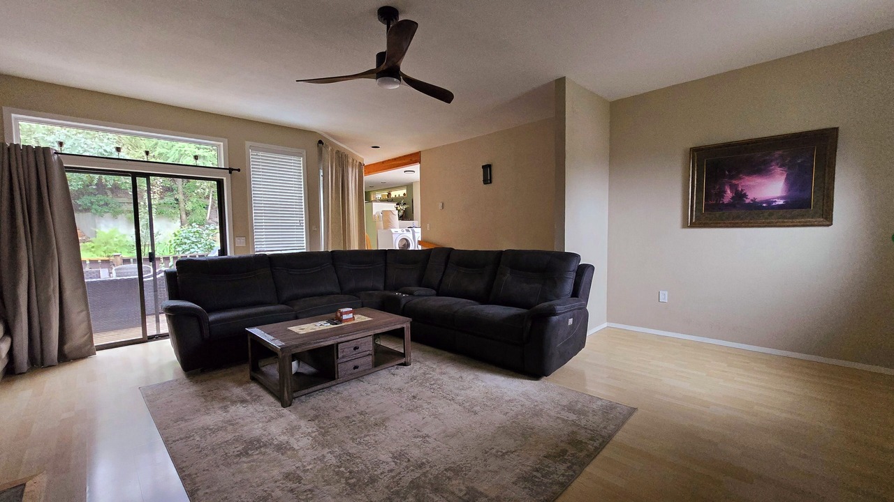 Photo of Livingroom in Central Okanagan