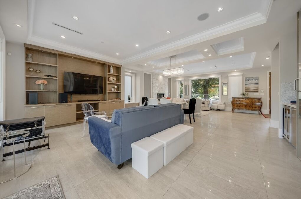Photo of Livingroom in West Point Grey