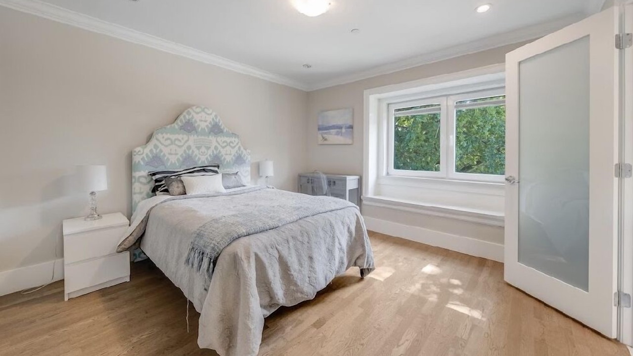 Photo of Others in West Point Grey