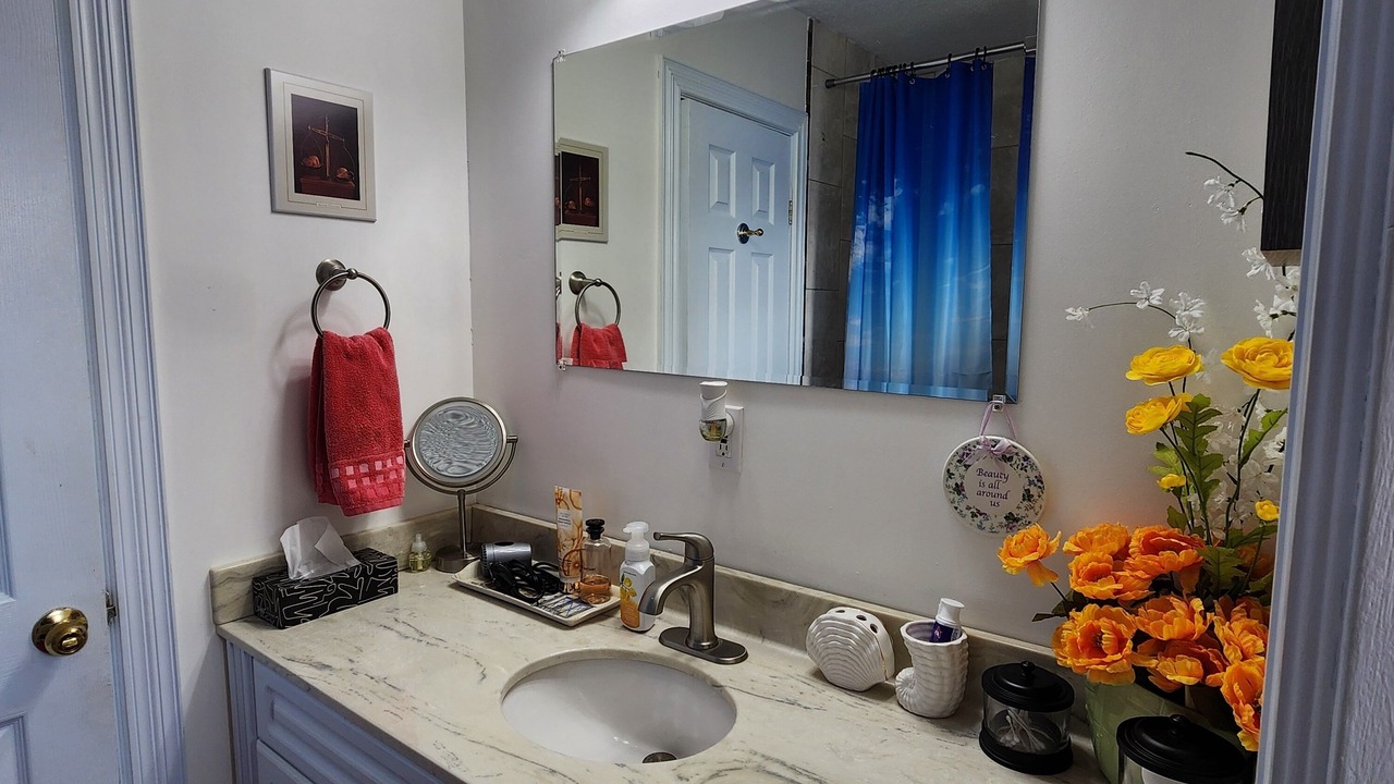 Photo of Bathroom in Quidi Vidi