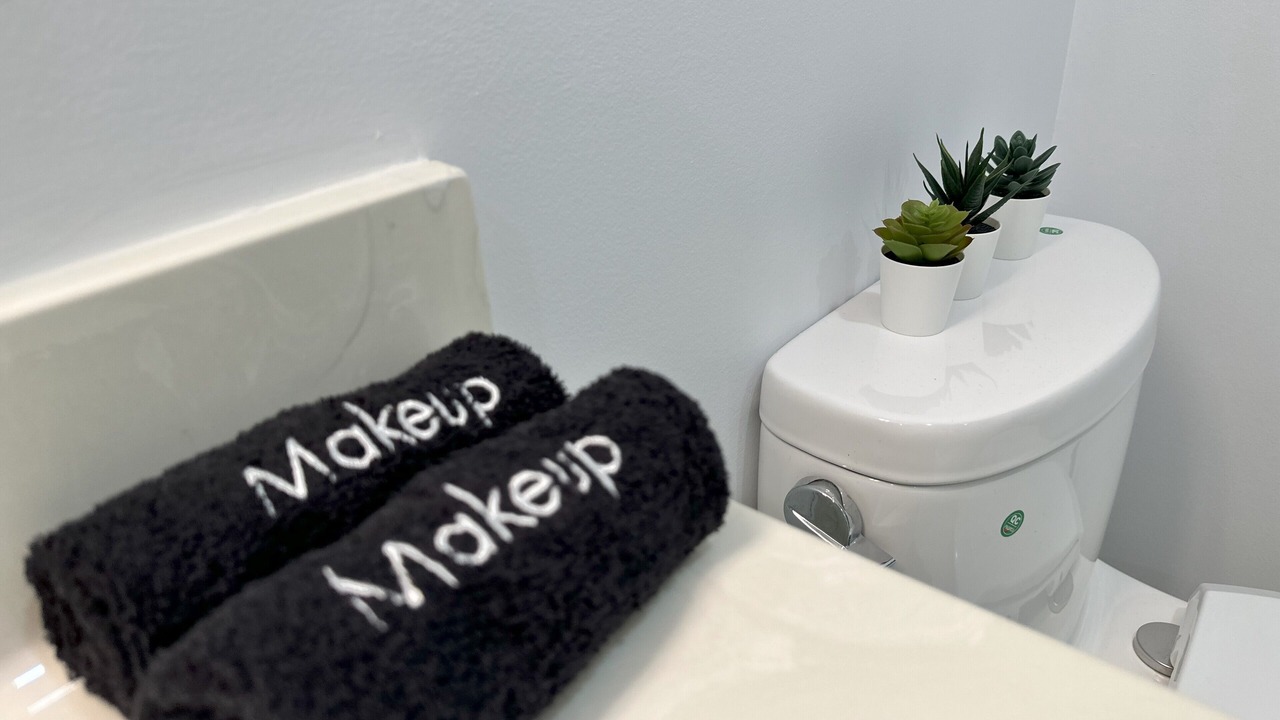 Photo of Bathroom in East Newton North