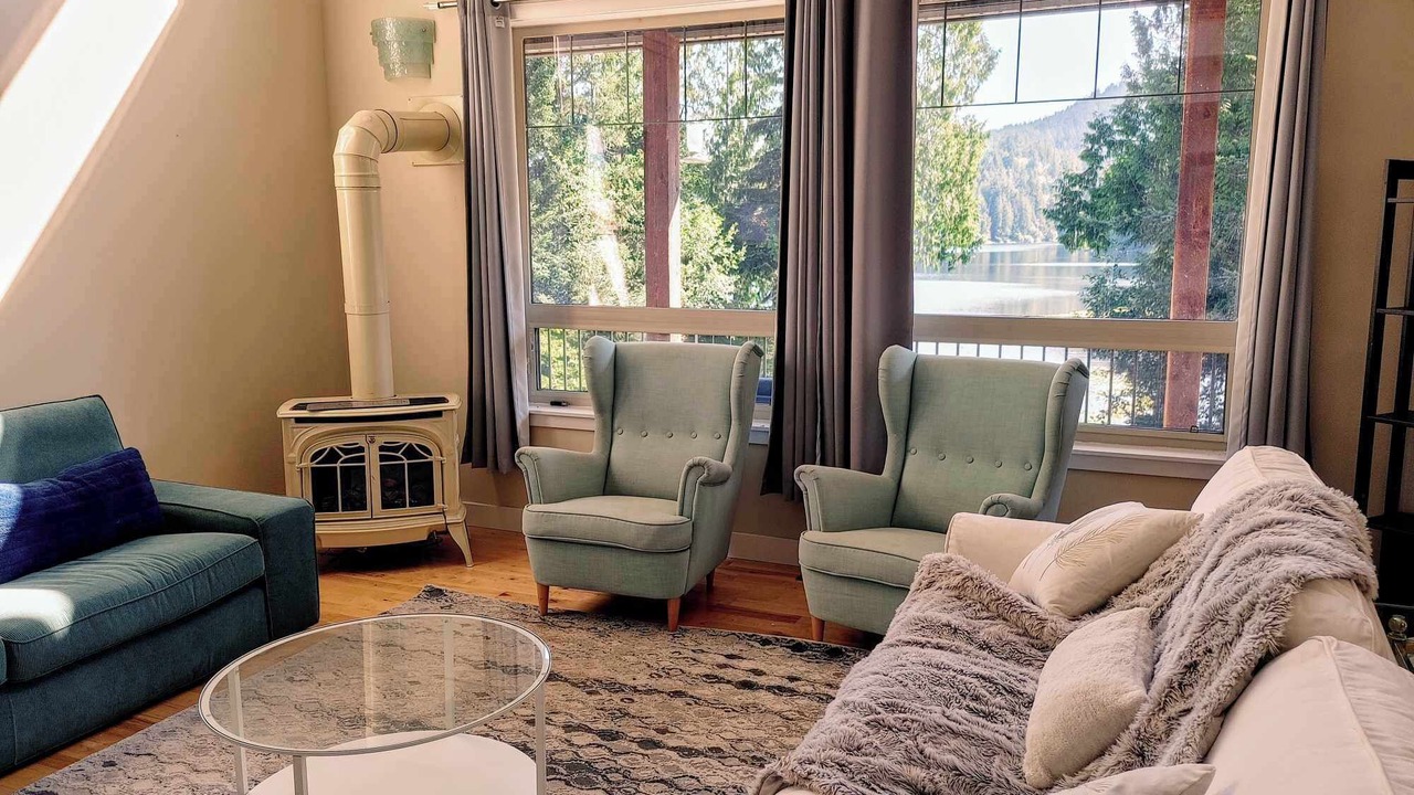Photo of Livingroom in Otter Point