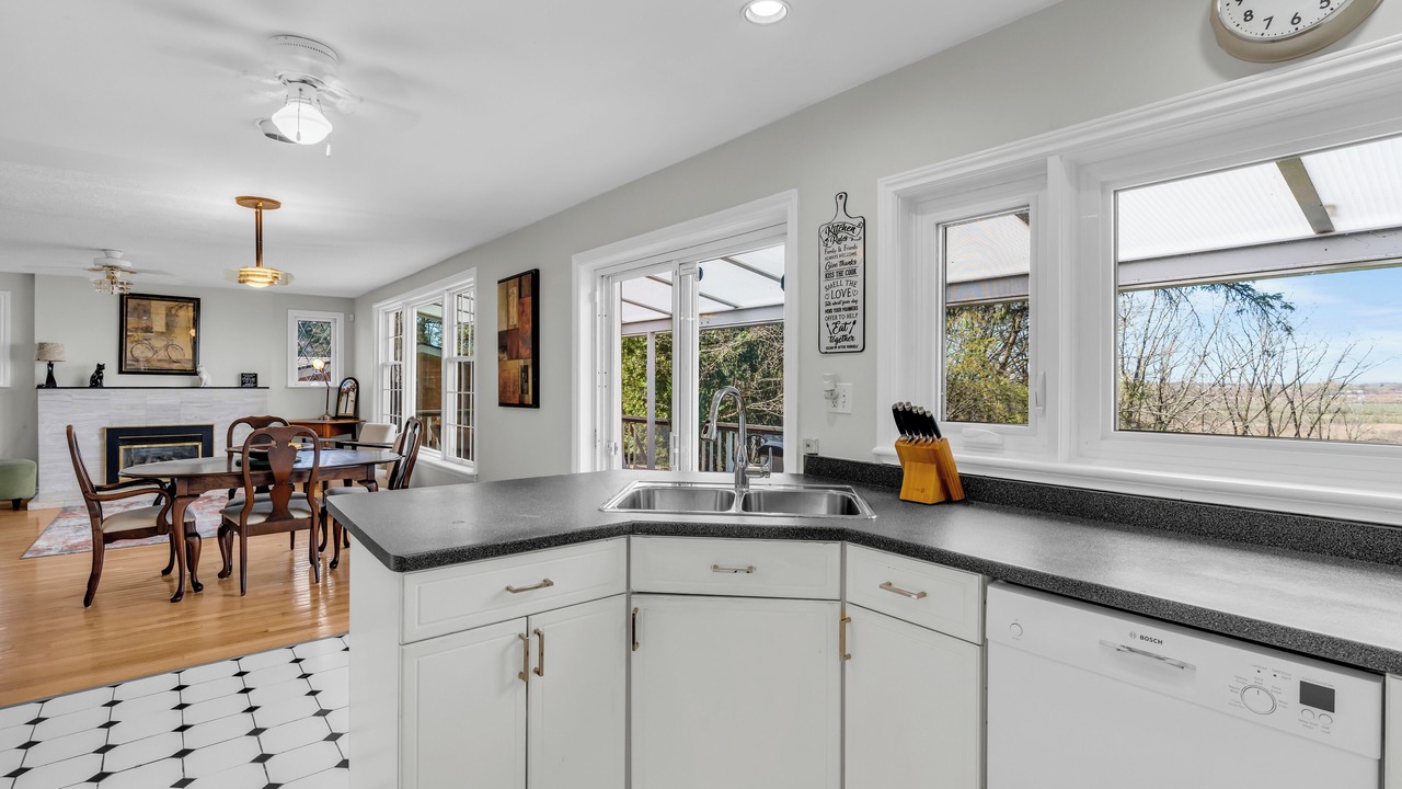 Photo of Kitchen in Niagara-on-the-Lake