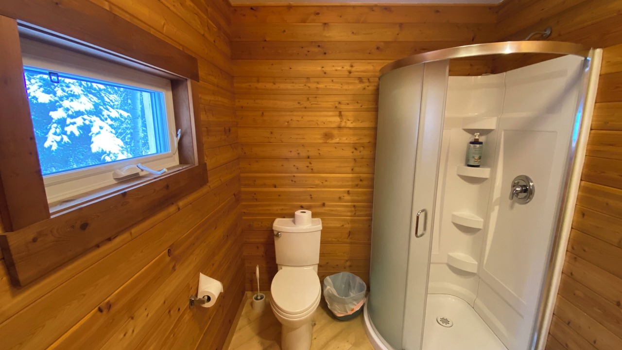 Photo of Bathroom in Golden