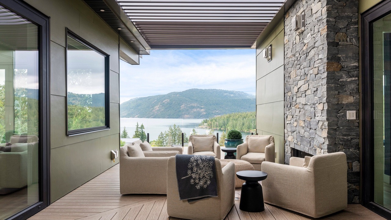 Photo of Others in Maple Bay