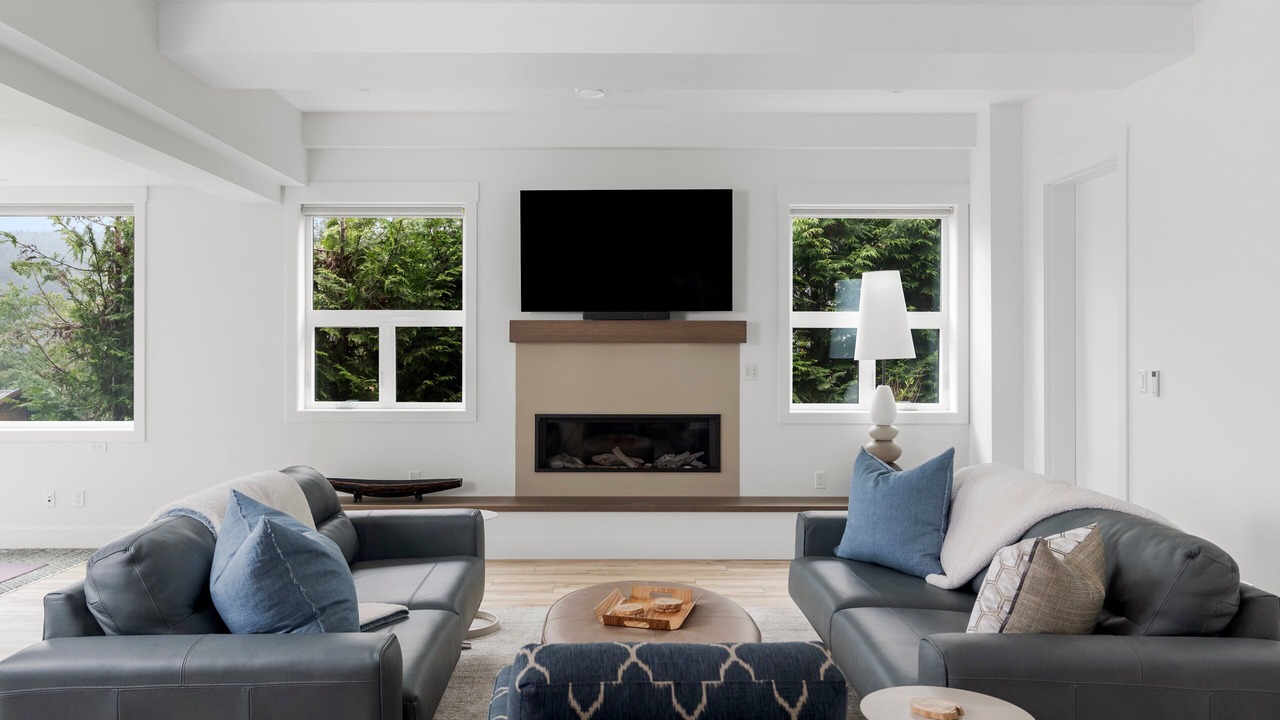 Photo of Livingroom in Maple Bay