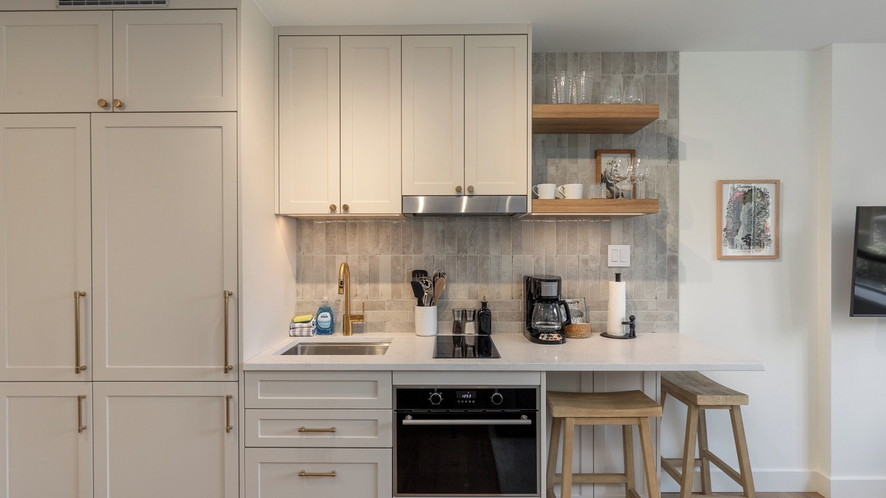 Photo of Kitchen in Whistler Cay Heights