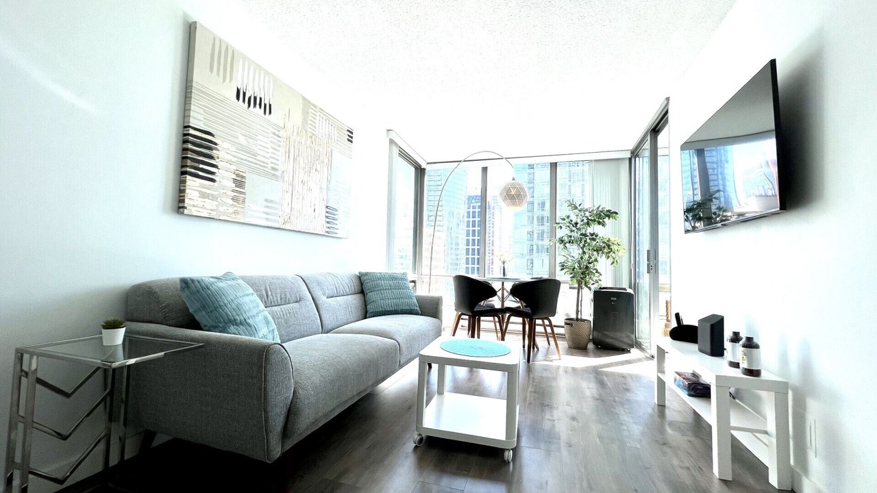 Photo of Livingroom in Coal Harbour