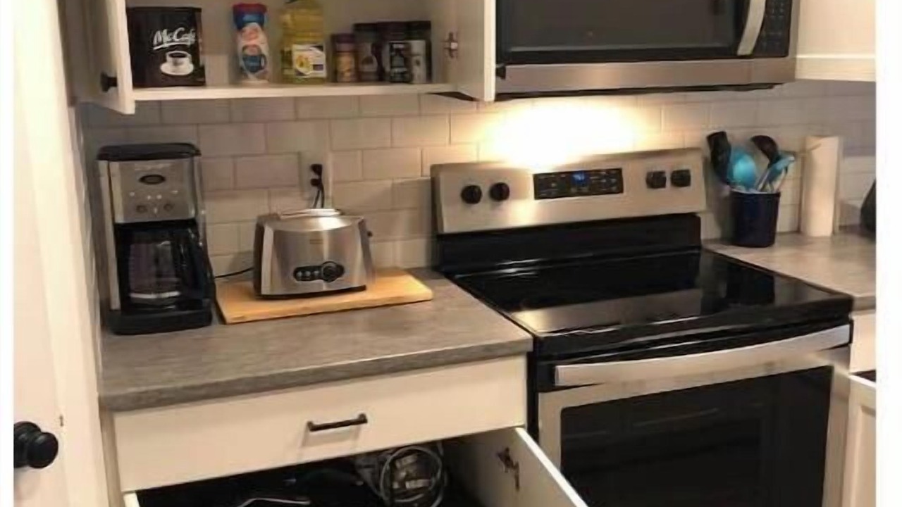 Photo of Kitchen in Clairmont