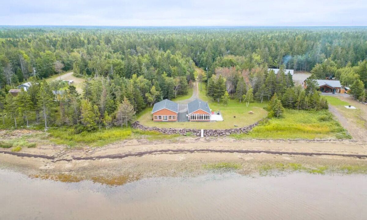 Photo of Outdoor in Pirogue