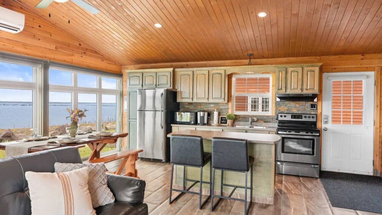 Photo of Kitchen in Pirogue