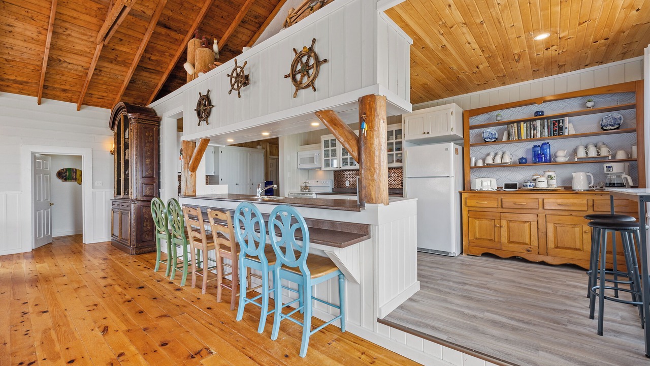 Photo of Kitchen in North Lake