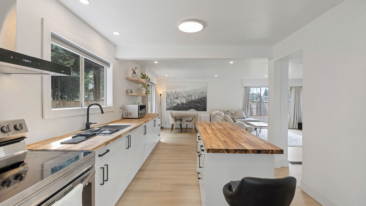 Photo of Kitchen in Maple Ridge