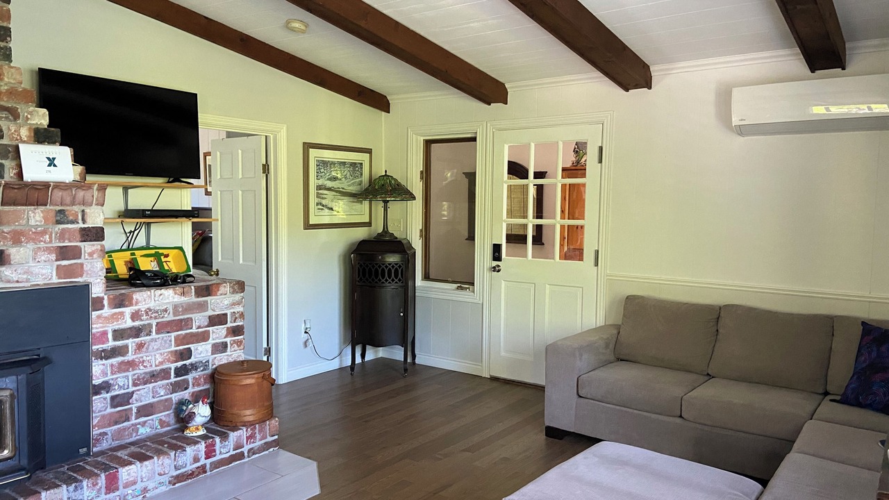 Photo of Livingroom in Terra Nova