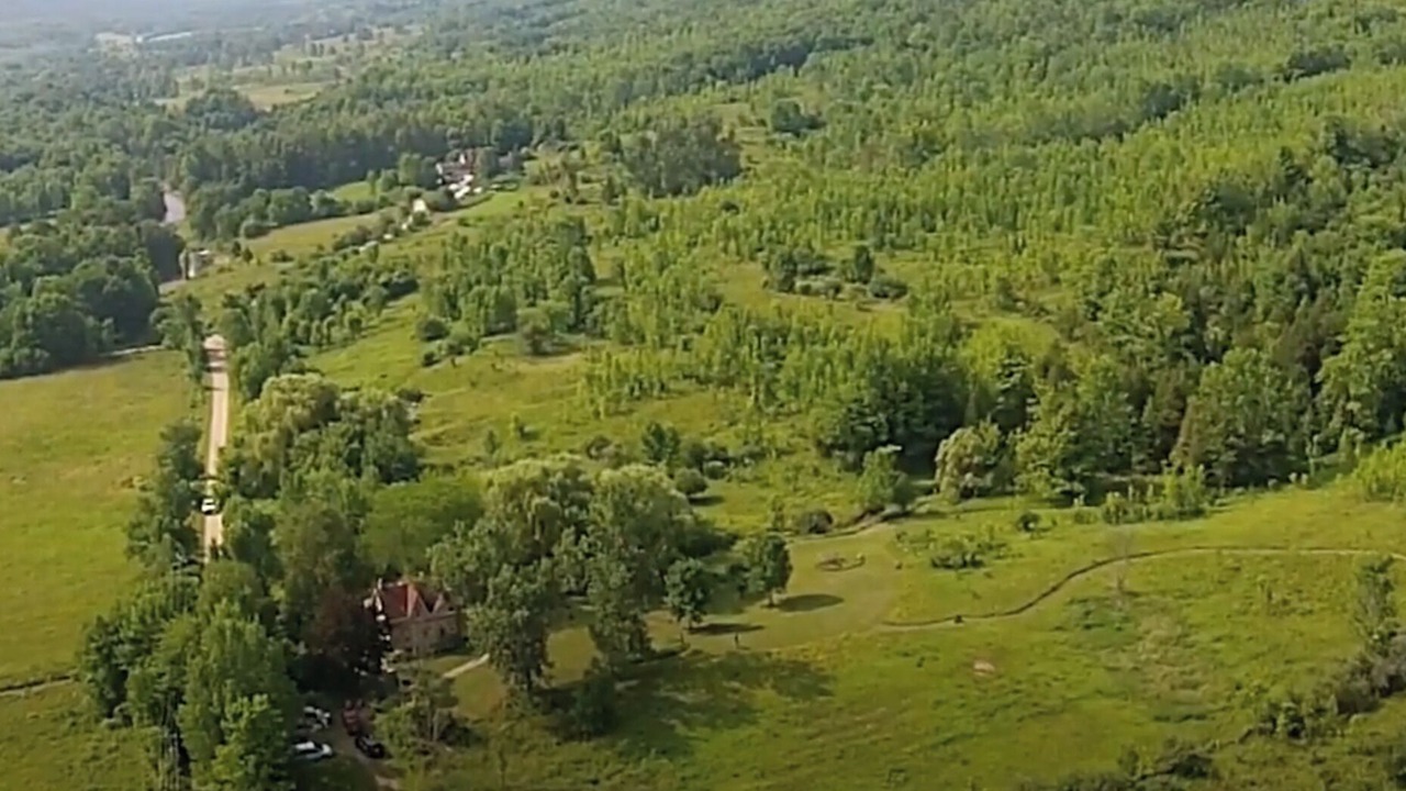 Photo of Outdoor in Grey Highlands