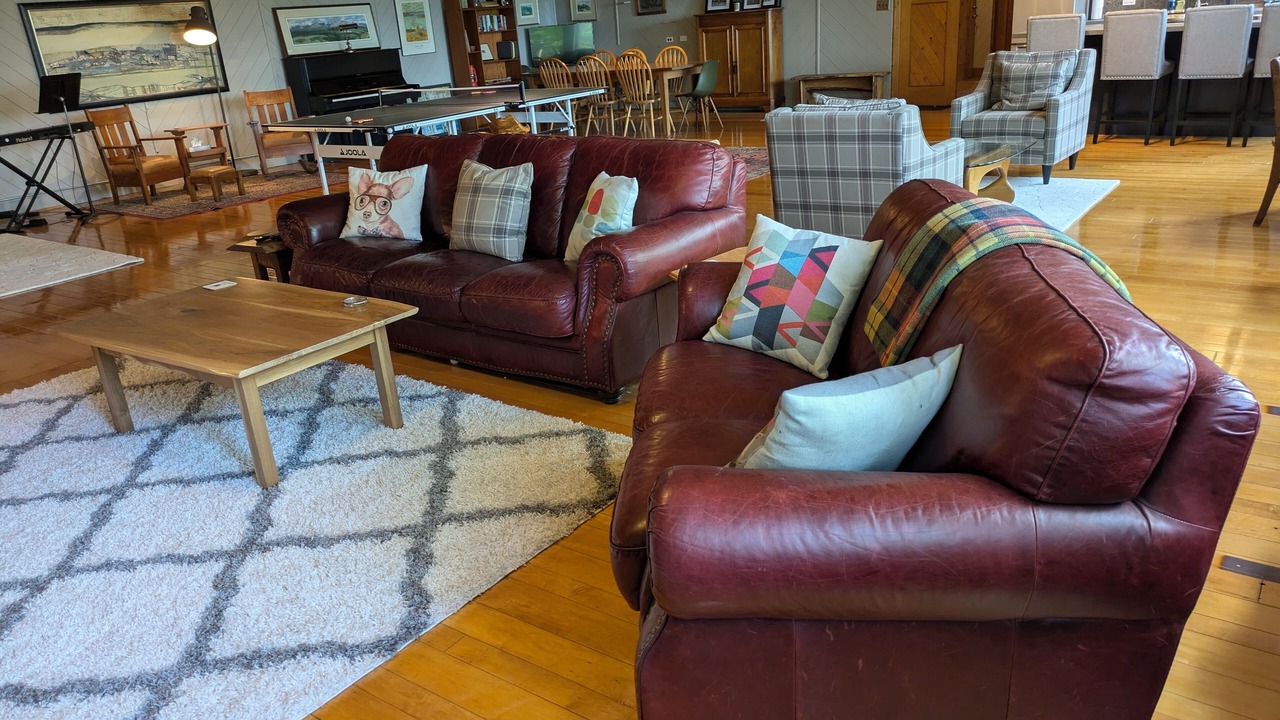 Photo of Livingroom in Colborne