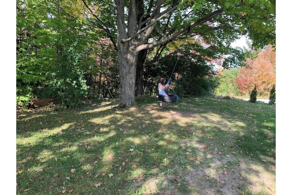 Photo of Others in Grey Highlands