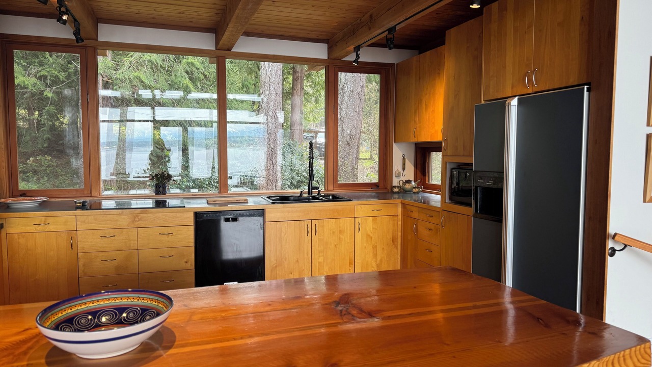 Photo of Kitchen in Denman Island