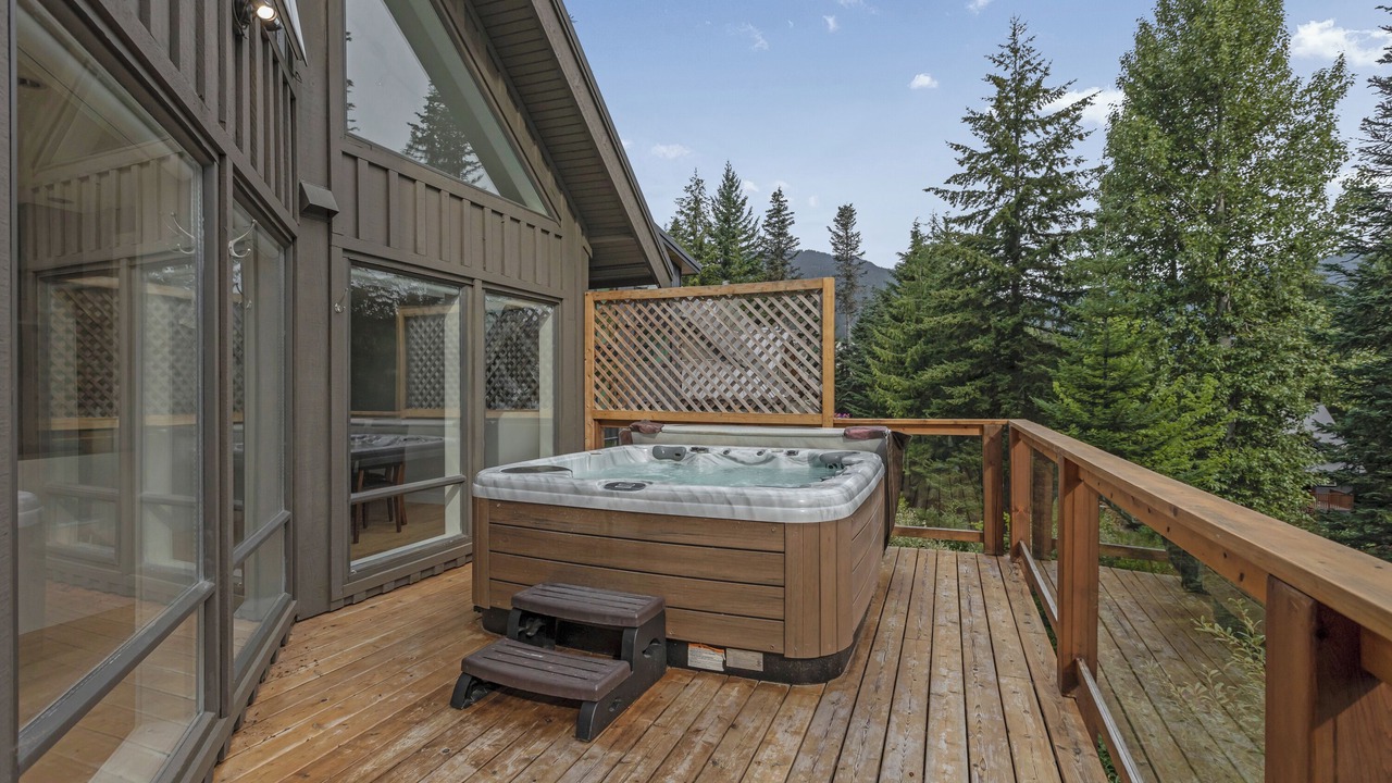 Photo of Outdoor in Whistler Cay Estates