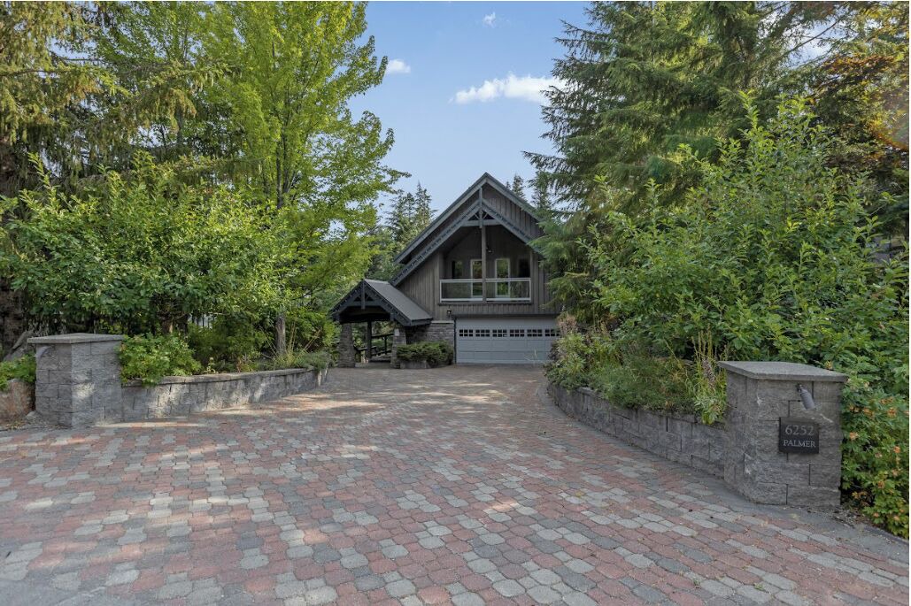 Photo of Outdoor in Whistler Cay Estates