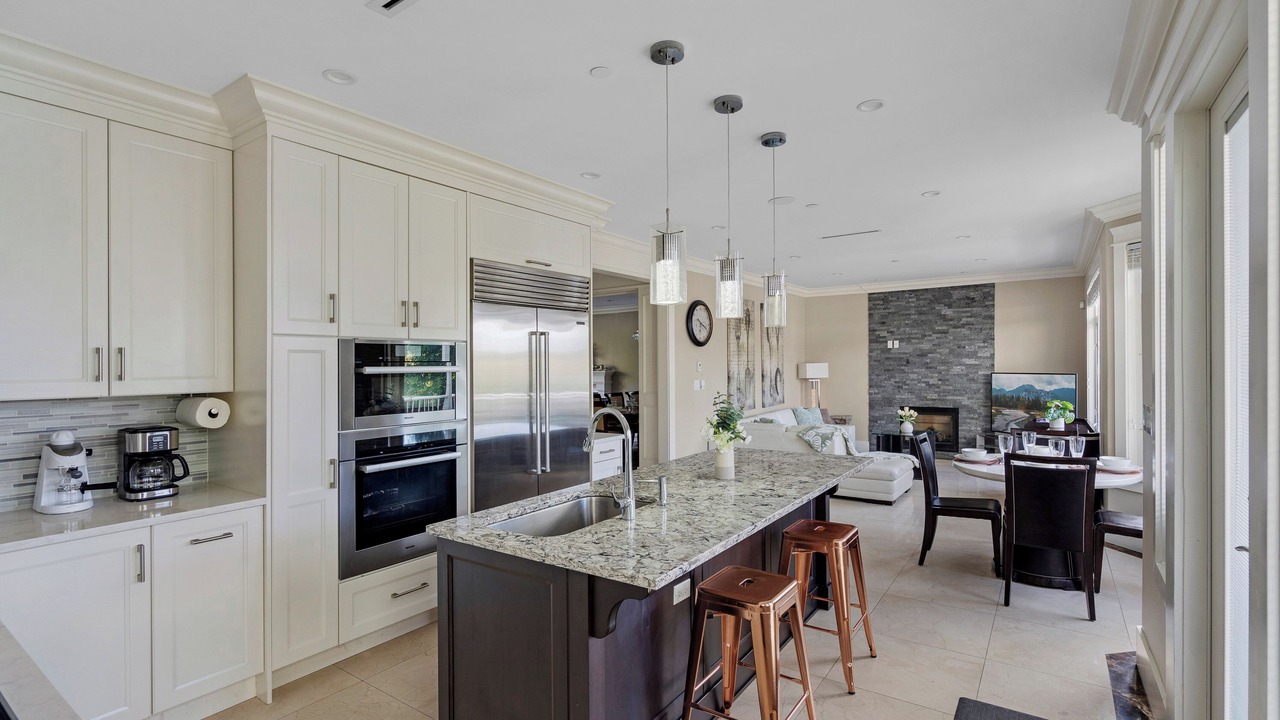 Photo of Kitchen in Arbutus Ridge