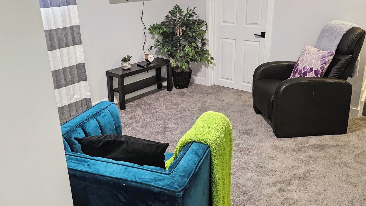 Photo of Livingroom in Ottawa Division