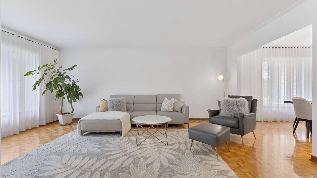 Photo of Livingroom in LaSalle