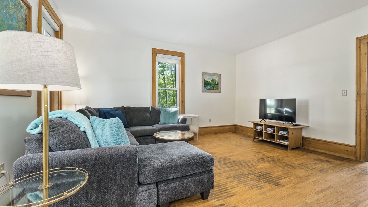Photo of Livingroom in Cressy