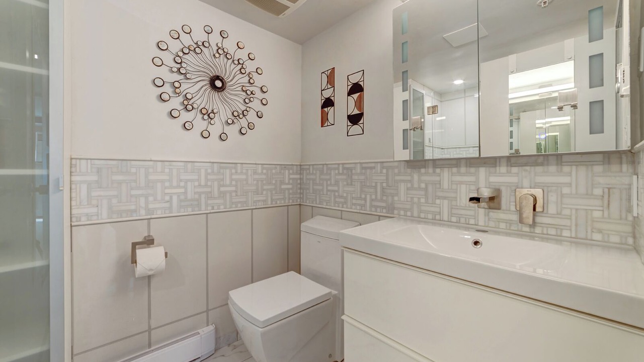Photo of Bathroom in East Side